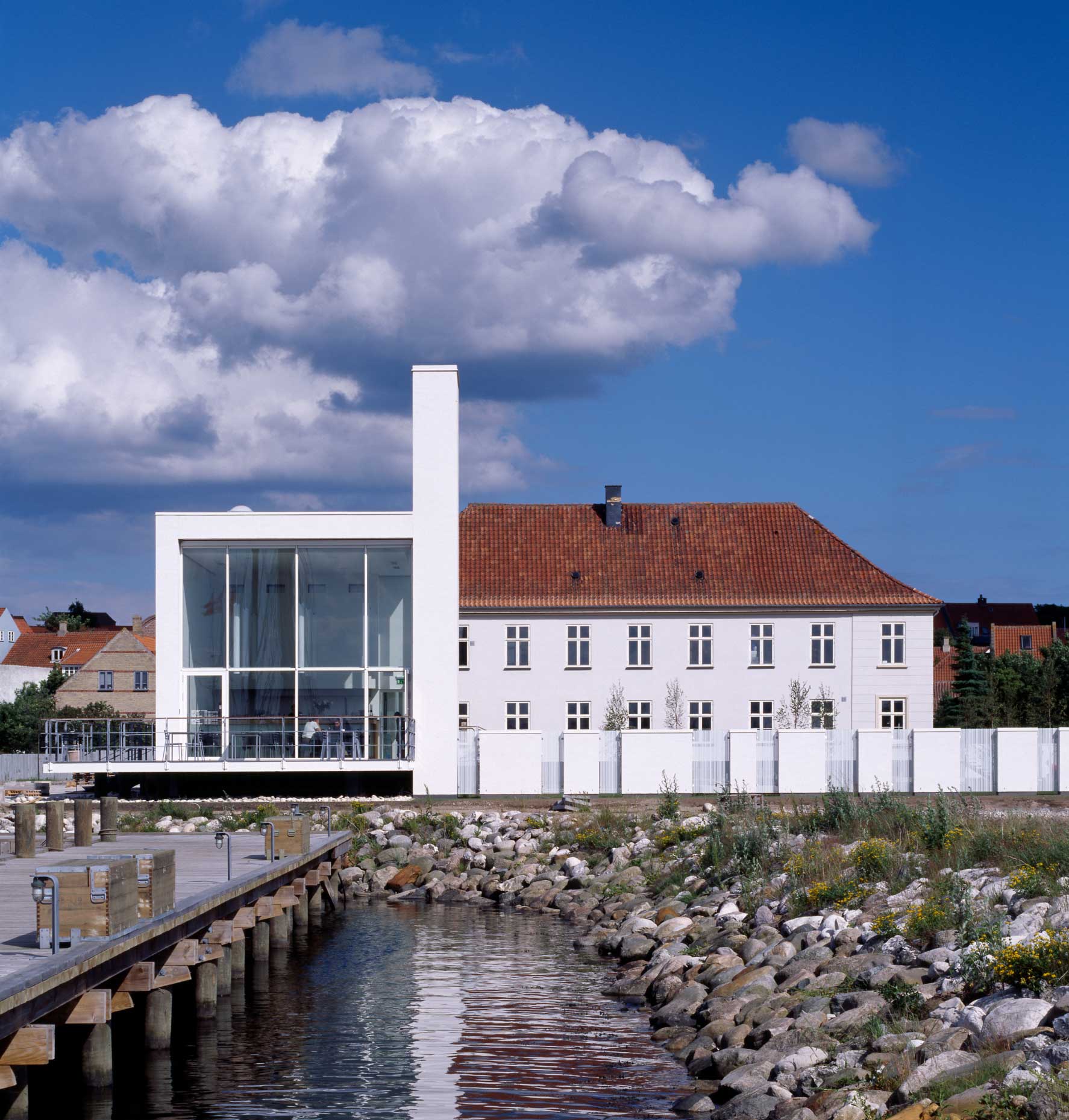 GLAS-museum-harbor